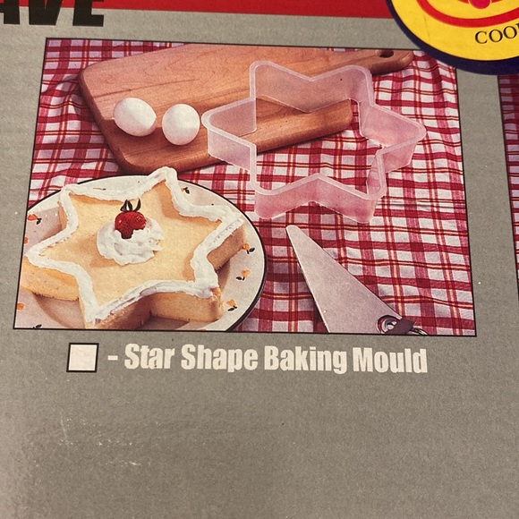 10.25” MICROWAVE CAKE BAKING SET - Picture 11 of 14